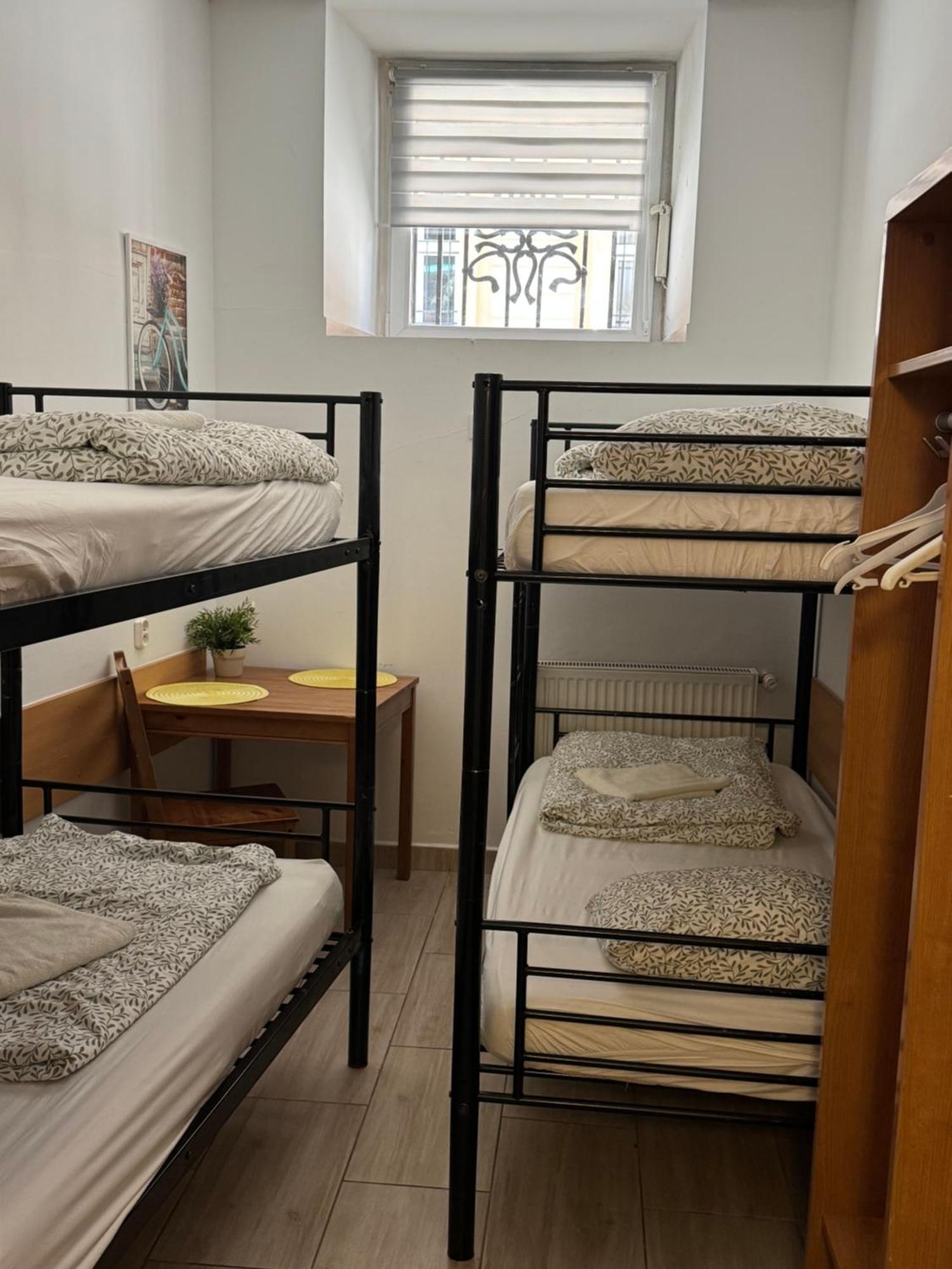 Economy Quadruple Room
